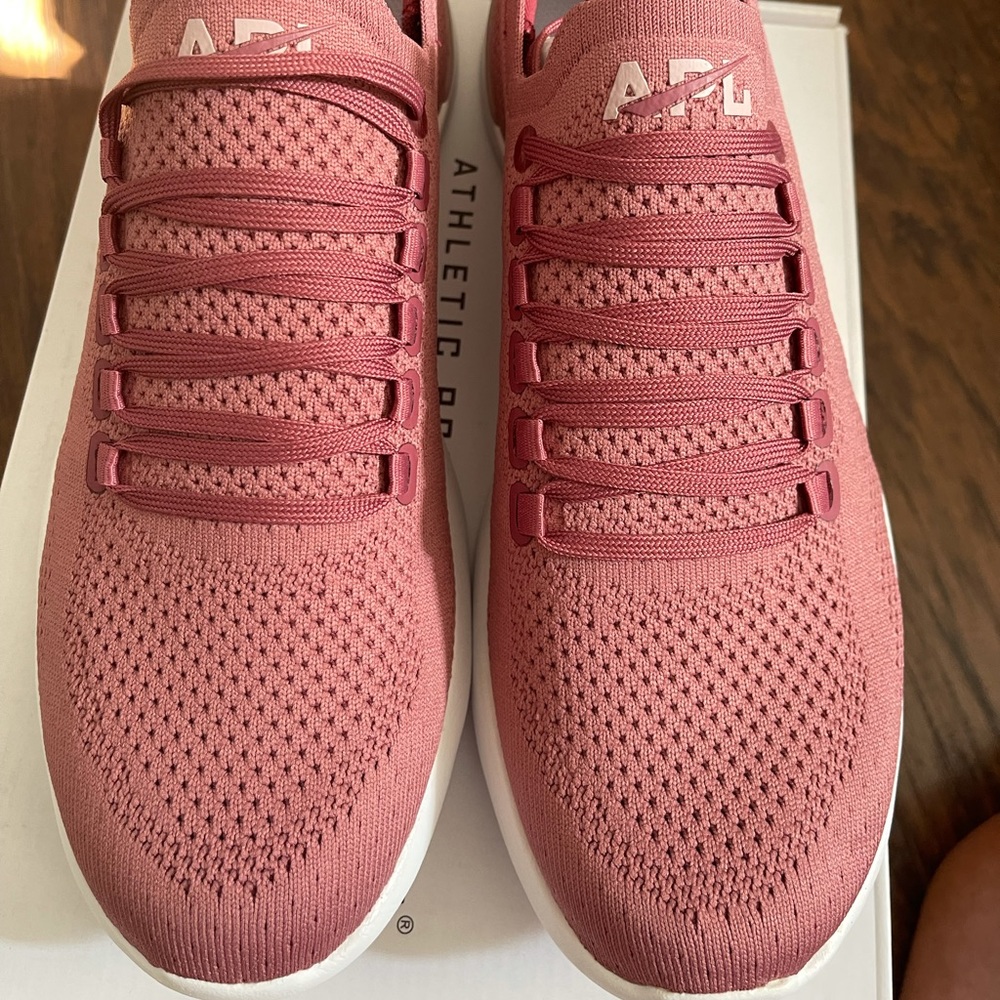 “Deep red/clay” APL ( mauve color)